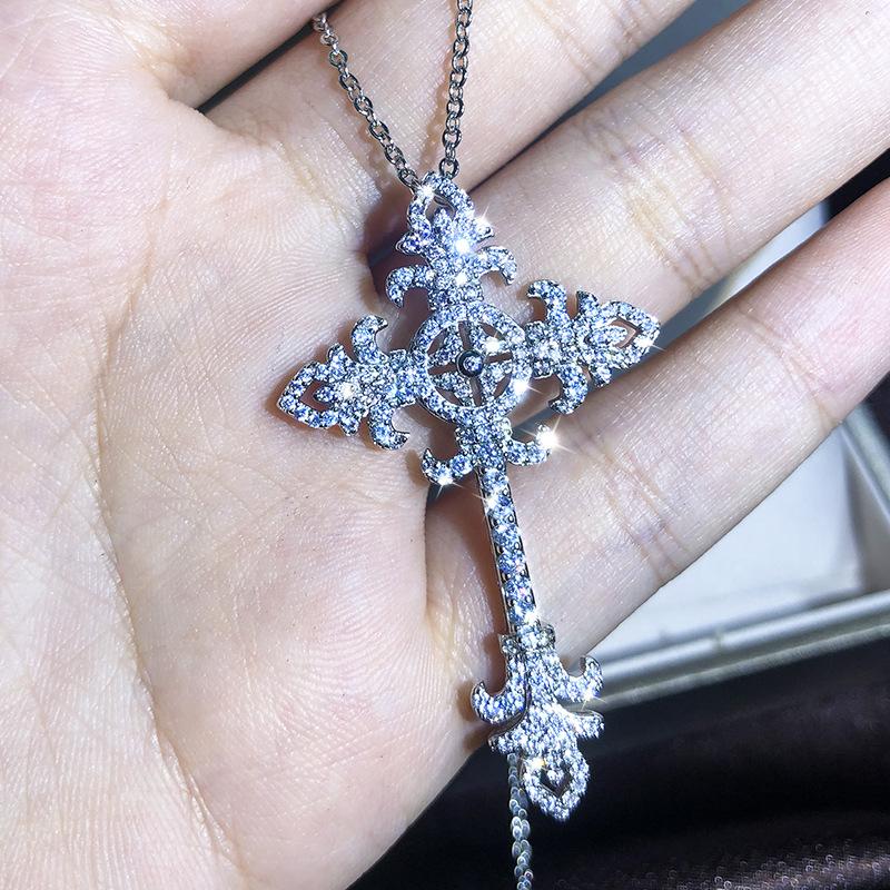 Módní řetízek s přívěskem křížek Roztomilý dámský náhrdelník Zirkonový krystal AAAAA+ Choker s křížkem pro ženy
