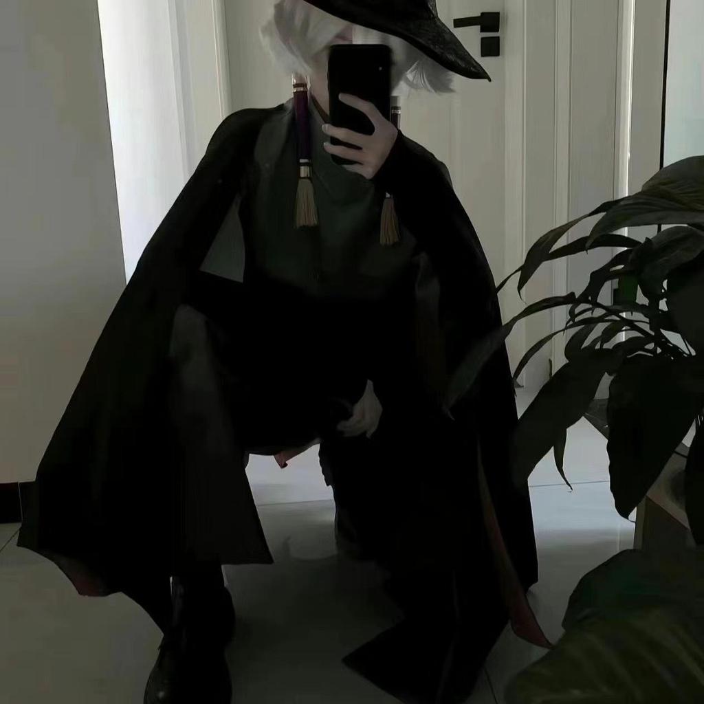 Grand Hyatt SK Sky: Children of the Light Prophecy Season Wizard Cosplay Costume - Samurai Pants & Bat Cloak