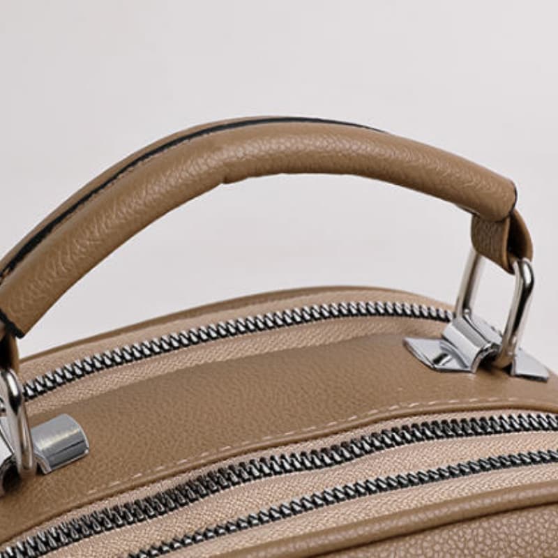 Stylish and simple portable messenger small square bag