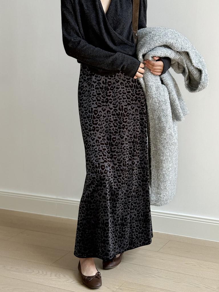 Vintage Leopard Velvet Half-Skirt Women Autumn High Waist Slim Fit Bodycon A-Line Long Dress