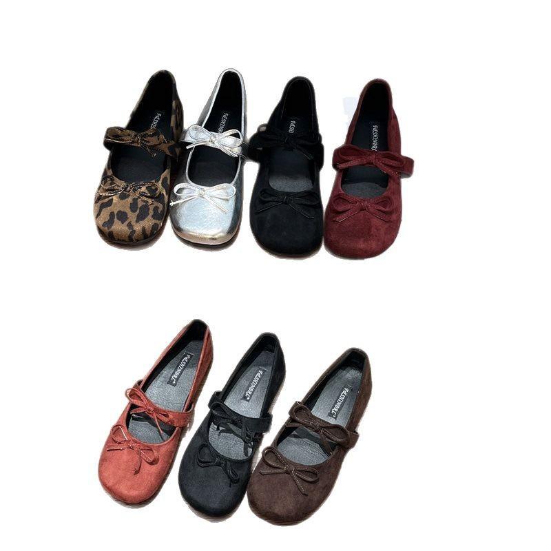 Round Head Inner Height Increase Of 3 Cm Shallow Mouth Single Shoes Celebrity Bow Double Buckle Belt Temperament Doudou Shoes