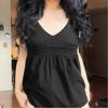 Blusa casual peplo con scollo a V bordato in pizzo nero, dettaglio bottoni, maniche corte, vita impero