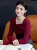 Women's Fashionable One-Shoulder Knit Long-Sleeve Top - Winter Slimming Design, Flattering and Stylish.