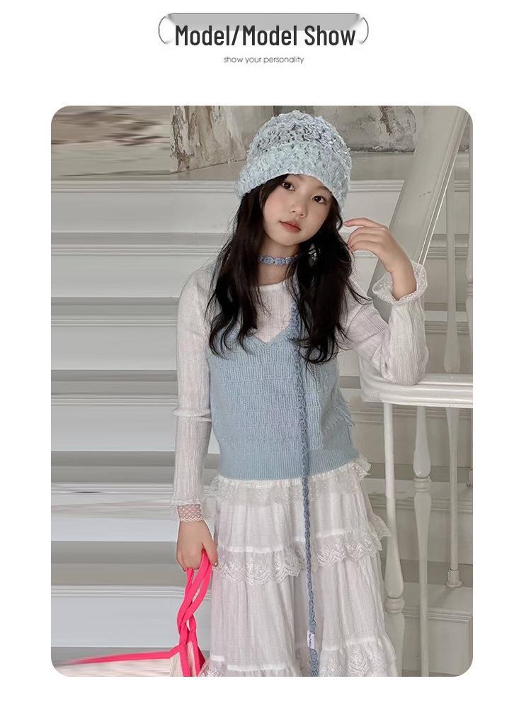 Dívčí módní třídílná sada na podzim 2025: Krajková sukně, svetr a tílko