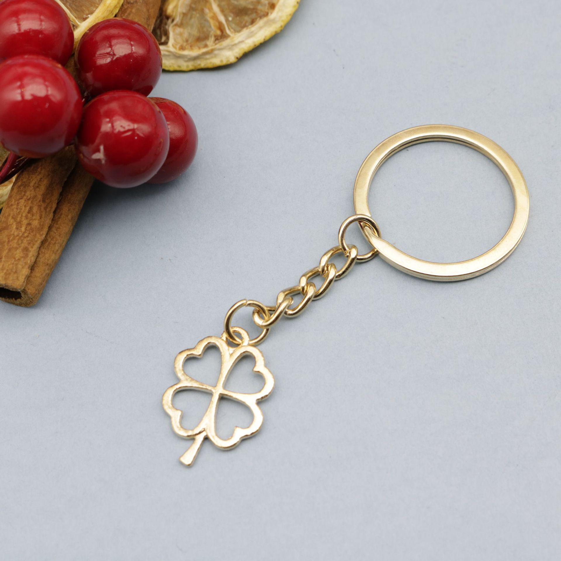Temu Xiyin Four-Leaf Clover Keychain Pendant