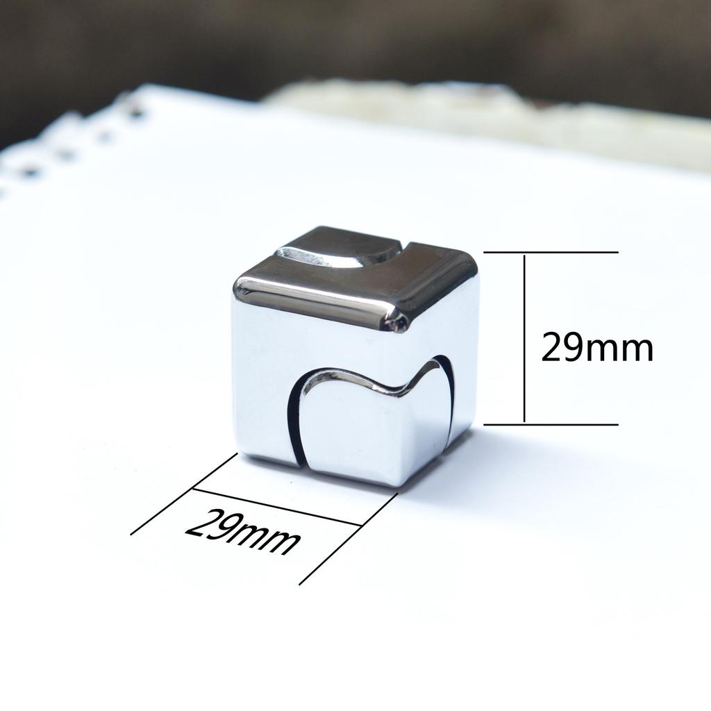 Square Decompression Spinning Top Dice Cube Anti-Anxiety Fingertip Toys Hand Figets Spinner Early Learning Vent Toys Flipo Flip