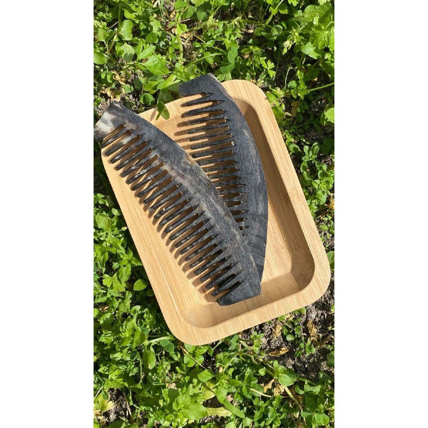 

Bone Comb (stemless) сірий колір