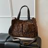 Leopard Print Canvas Tote Bag Women's Largecapacity Bag New Literary Relaxation Portable Commuter Shoulder Mommy Bag