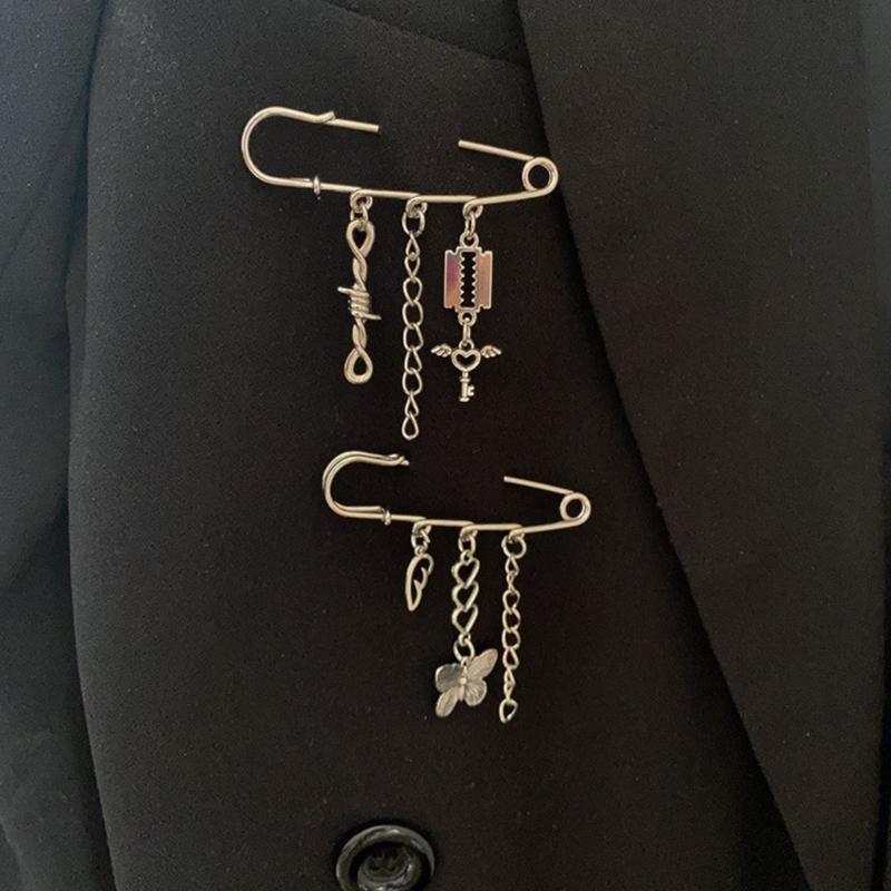 Fashion Pendant Brooch Alloy Material Suitable for Daily Wear Parties and Dates