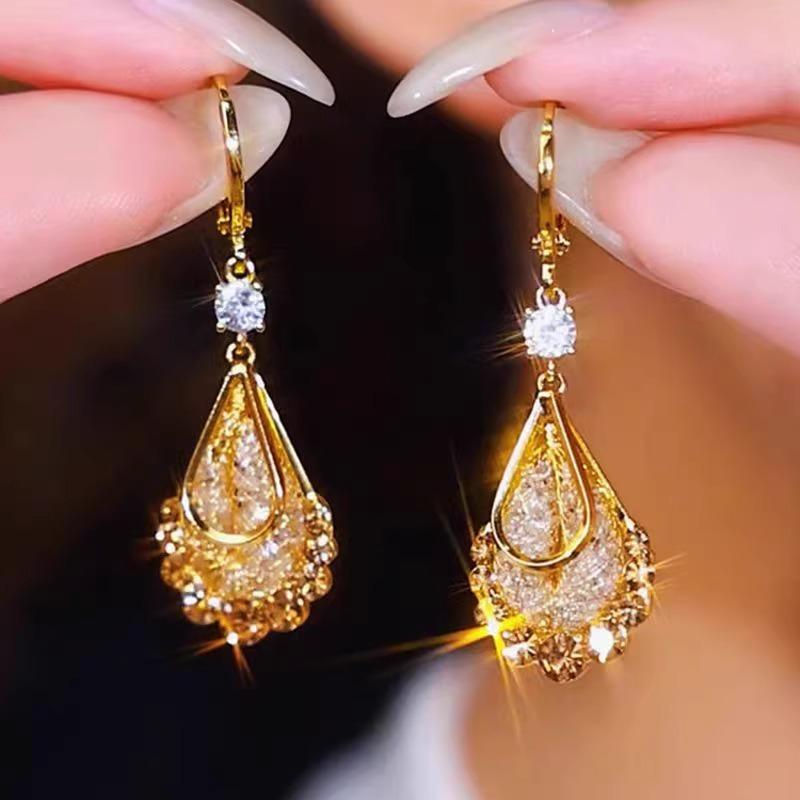 Siebdruck Tropfenohrringe für Damen Leichter Luxus Mode Atmosphärische Ohrringe