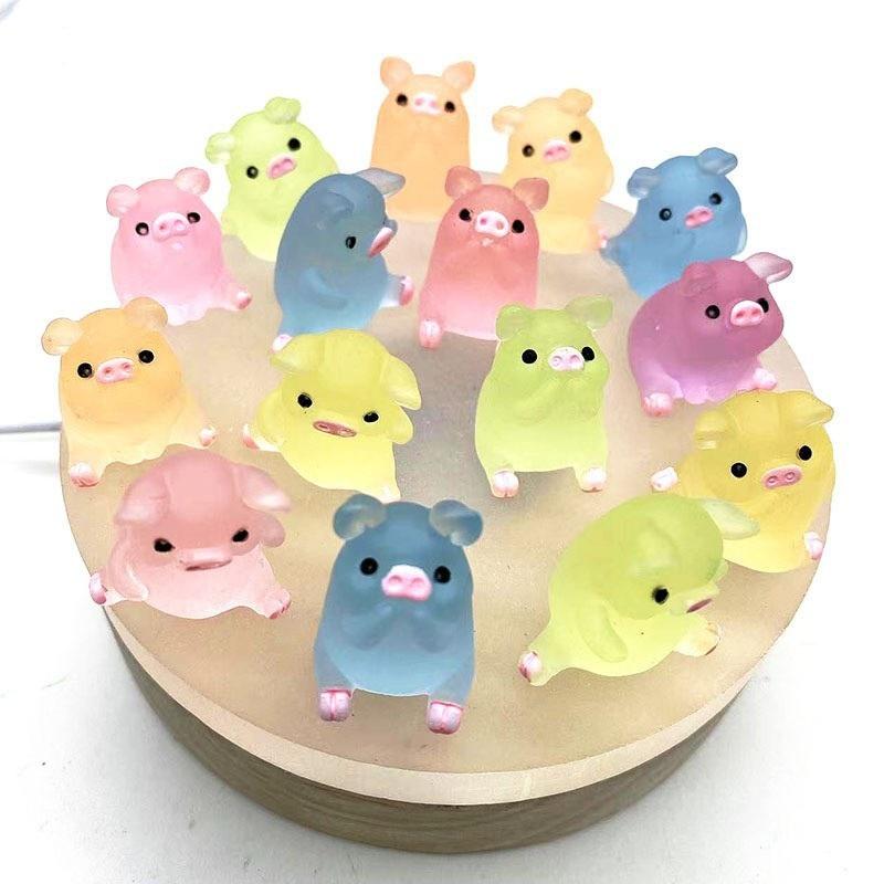 10PCS New Kids Glow Piglet Toy DIY Resin Accessories Cream Gel Material Decoration