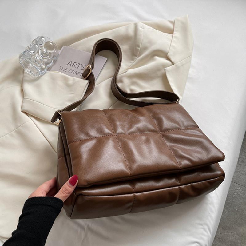 Luxusní designová kabelka Totes s velkou kapacitou z umělé kůže, crossbody kabelka, dámská značka, jednobarevná prošívaná taška přes rameno