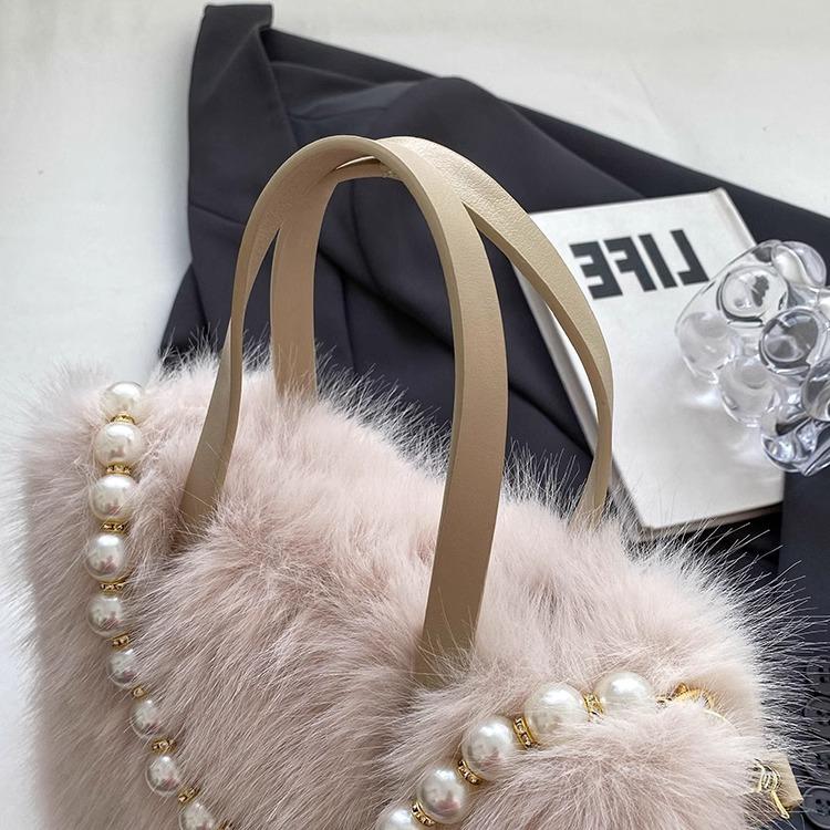 Winter New Soft Plush Portable Female Mini Handbags Fashion Versatile Pearl Small Square Women's Crossbody Bag Soft Texture Ladies Messenger Bags