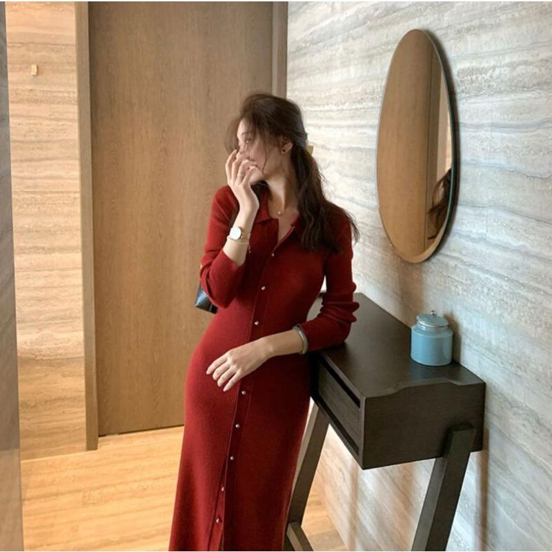 

Autumn and winter new design sense niche single-breasted black bottom skirt knitted sweater dress women S красный