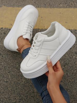 Damenschuhe – Sportschuhe