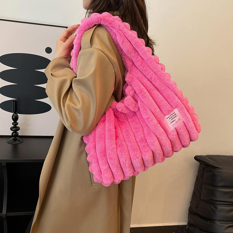 Fluffy Large-capacity Plush Shoulder Bag, New Commuting Simple Casual Handbag, Fluffy Vest Bag.