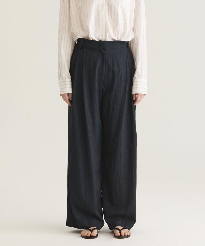 Oteumilkape Mid-Rise Pleated Wide Pants - Navy