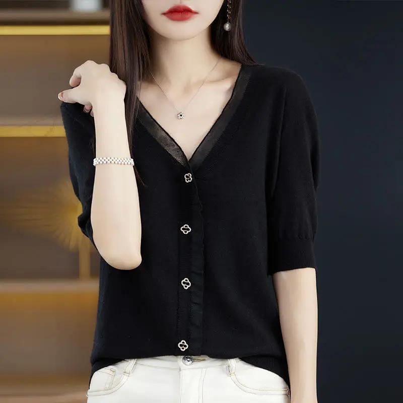 Women's White V-Neck Knit Cardigan Half Sleeve Button Up Casual Slim Fit Top
