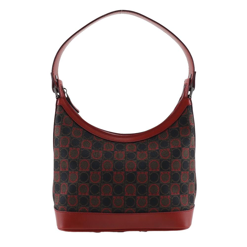 

Salvatore Ferragamo Gancini Shoulder Bag AU-21/3343 Red canvas Women Used