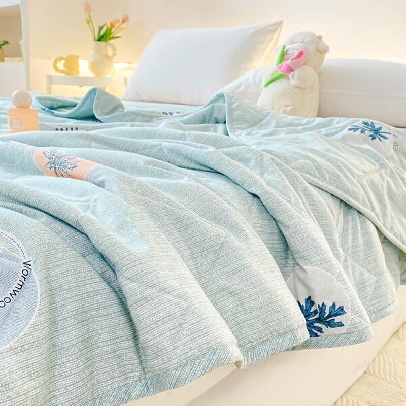 FIRS Herbal Cooling Quilt