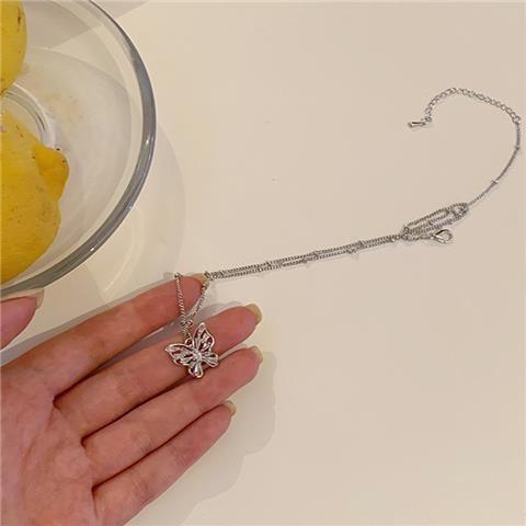 Mobius Necklace Women'S Light Luxury Niche High-End Design Sense Collarbone Chain Fashionable And Versatile