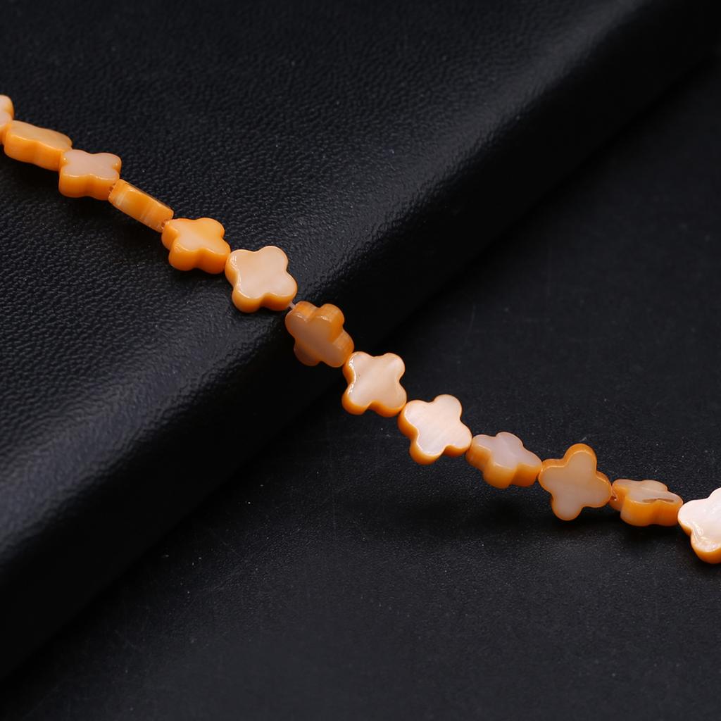 Naturalne koraliki z muszli słodkowodnych barwione koraliki Quatrefoil do tworzenia biżuterii DIY naszyjnik bransoletka kolczyki akcesoria