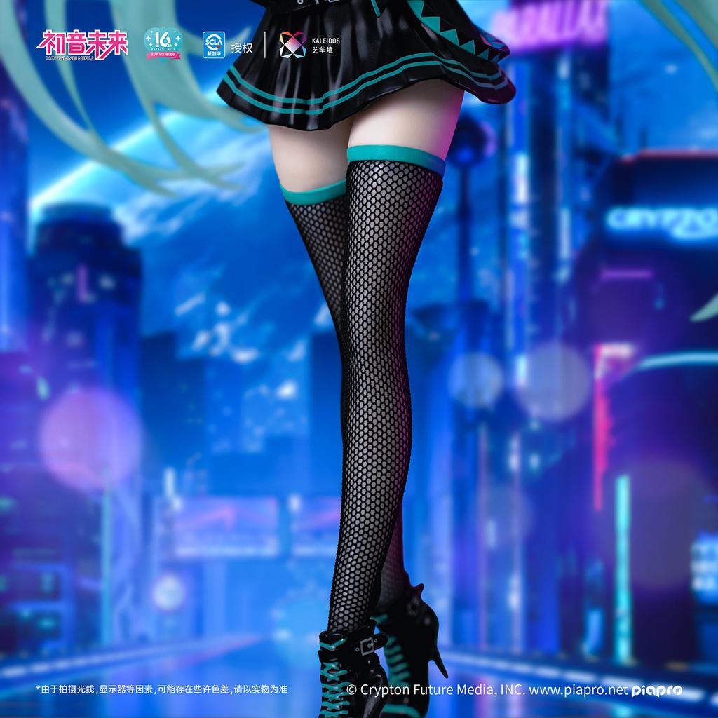 Hot Latest Original Hatsune Miku Figure Stylist 16th Birth Date Commemoration Action Figurine Anime Collection Model Doll Xmas Present