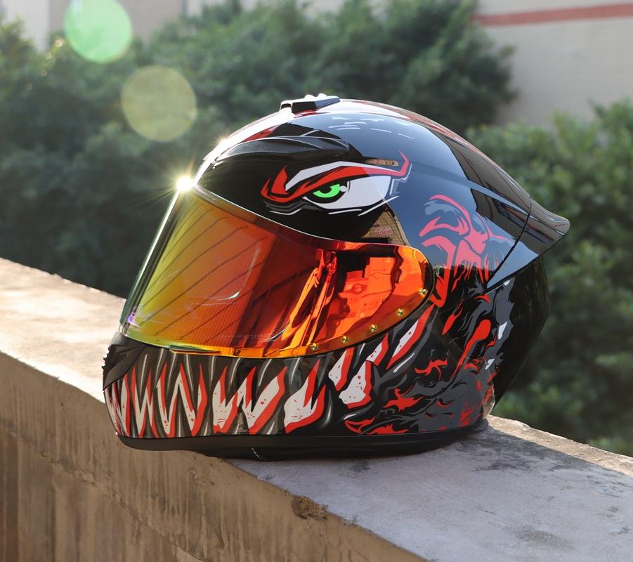 DOT Men and women motorcycle helmets are safe in winter Four Seasons Knights can be equipped with Bluetooth motorcycle helmets