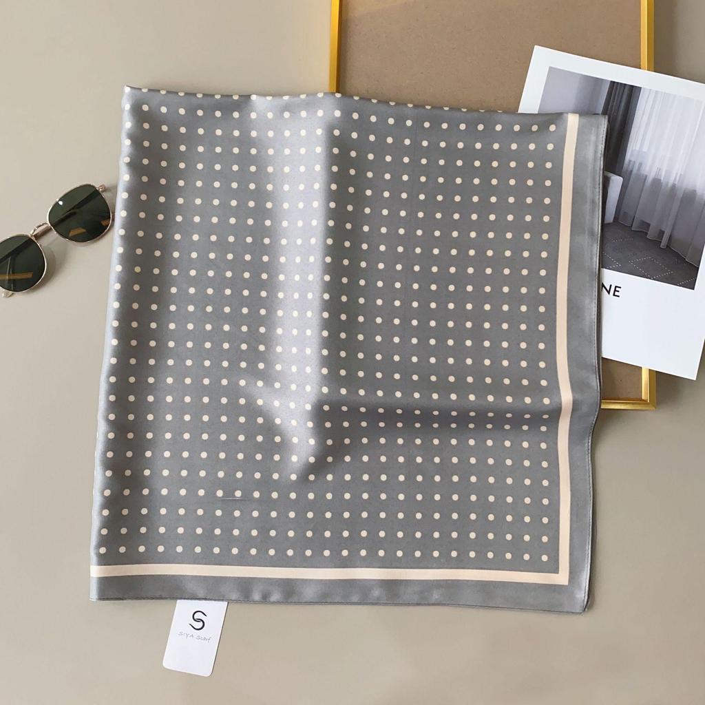 90×90 Großer Hochwertiger Schwarz-Weiß Gestreifter Schal: Professionelle Halsbekleidung, Stirnband & Sonnenschutz-Kopftuch