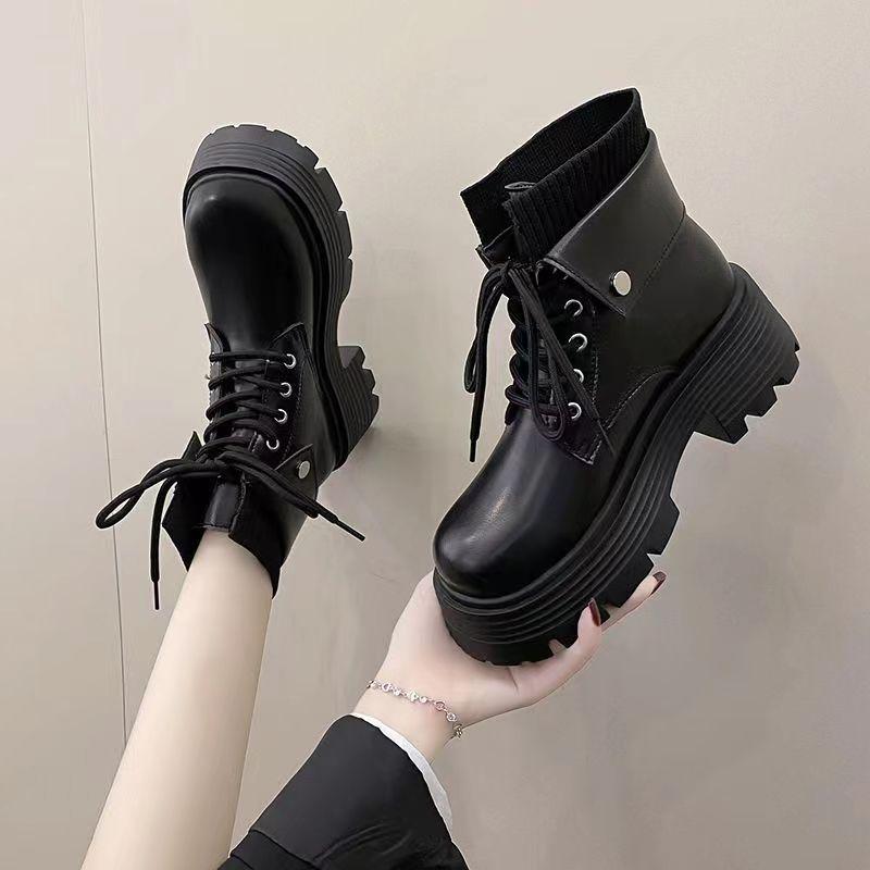 Fashion Ankle Boots for Women Leather Biker With Laces Woman Short Shoes Black Fur Fashion 2025 Boot Large Size Warm Booties Trend Goth
