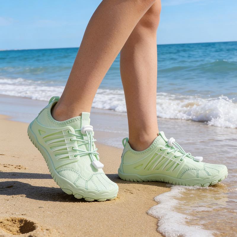 New Popular Barefoot Water Shoes Men Quick Dry Light Slip on Aqua Sneakers Unisex Man Beach Creek Hiking Trainer Plus Size 46 47