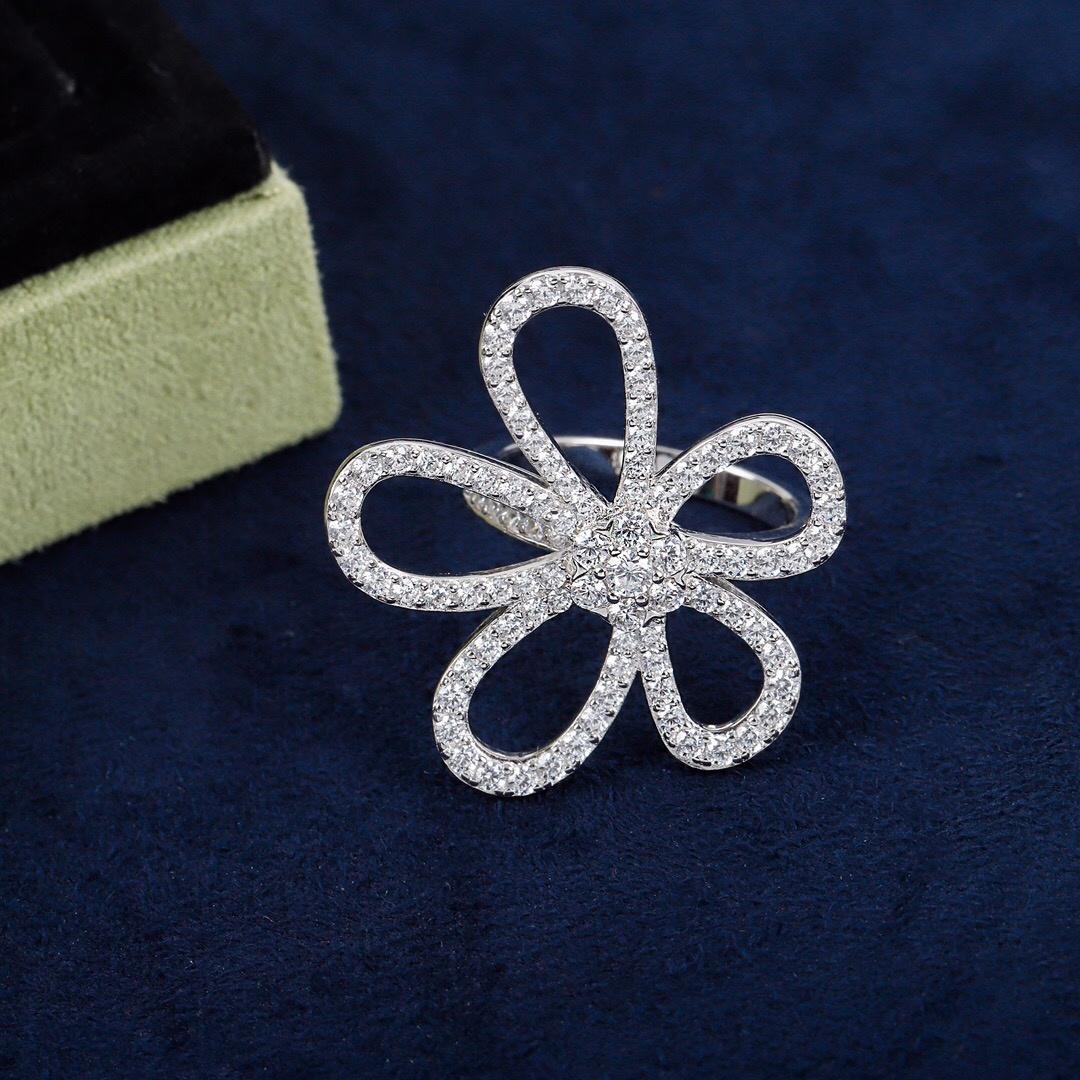 

Распродажа Классическая Европа Новинка 2023 Высочайшее качество Горячая распродажа Известный бренд Вечеринка Ювелирные изделия для женщин Циркон Кольцо Европа Роскошные Кольца с цветами 8