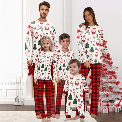 Passende Familiensets mit Weihnachtsmotiven, Langarmshirts und Hosen