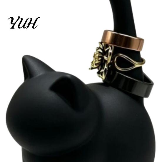 Decorative Cat Figurine Cute Ring Holder, Minimalist Stand for Bedroom Dressing Wedding Holder Table, Sitting Jewelry Organizer Rings And Earrings