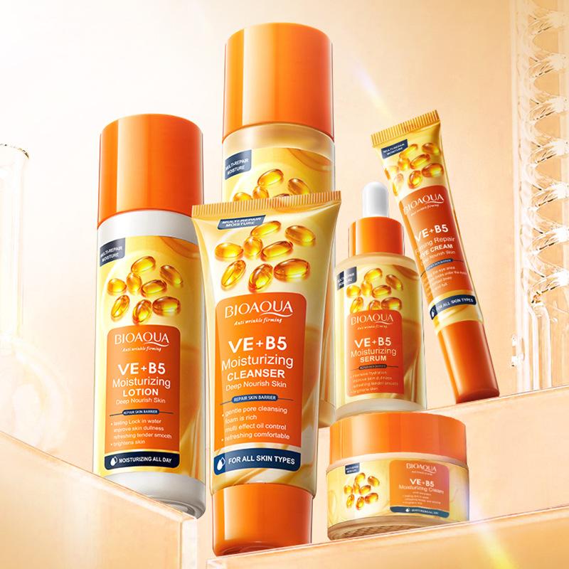 Vitamin EB5 Anti-Falten Anti-Aging 6-teiliges Feuchtigkeitsspendendes Hautpflege-Set Luxuriöses Set Repariert die Hautbarriere Aufhellt die Hautpflege