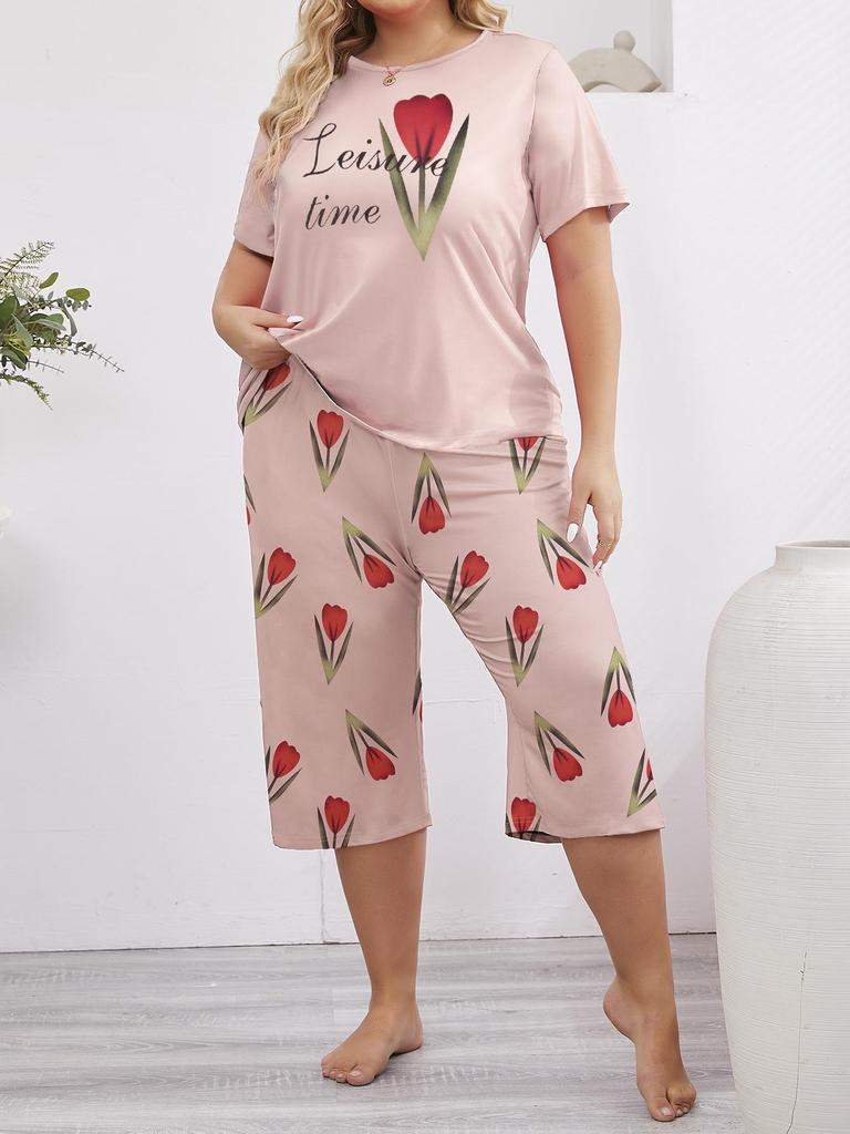 Summer Love Print Pajama Set: Short Sleeve Top & Seven-Point Pants, Plus Size