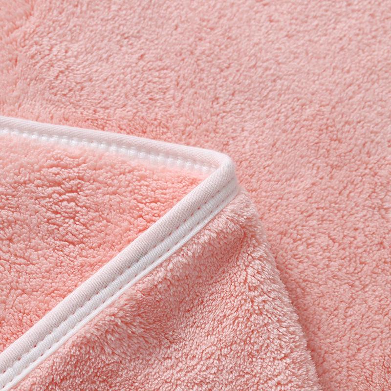 Extra Large Coral Fleece Bath Towel 90x180cm - Versatile Wrap for Bath, Sofa, or Nap.