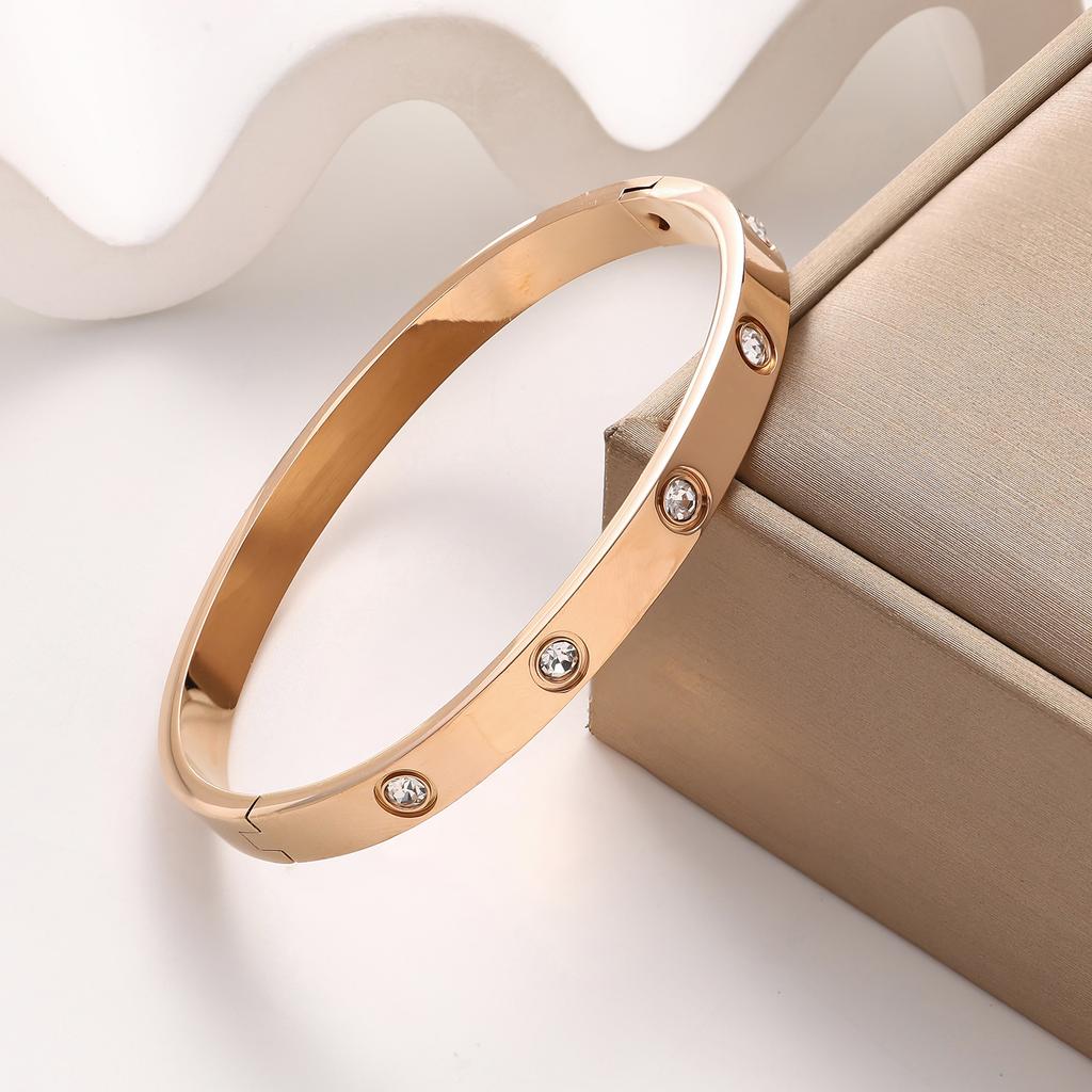 2026 Bracciale Stella Gitana da Bagno Gratuito e Inalterabile Versione Coreana Femminile Incastonato di Diamanti Alla Moda Semplice Flash Diamante Coppia Mano
