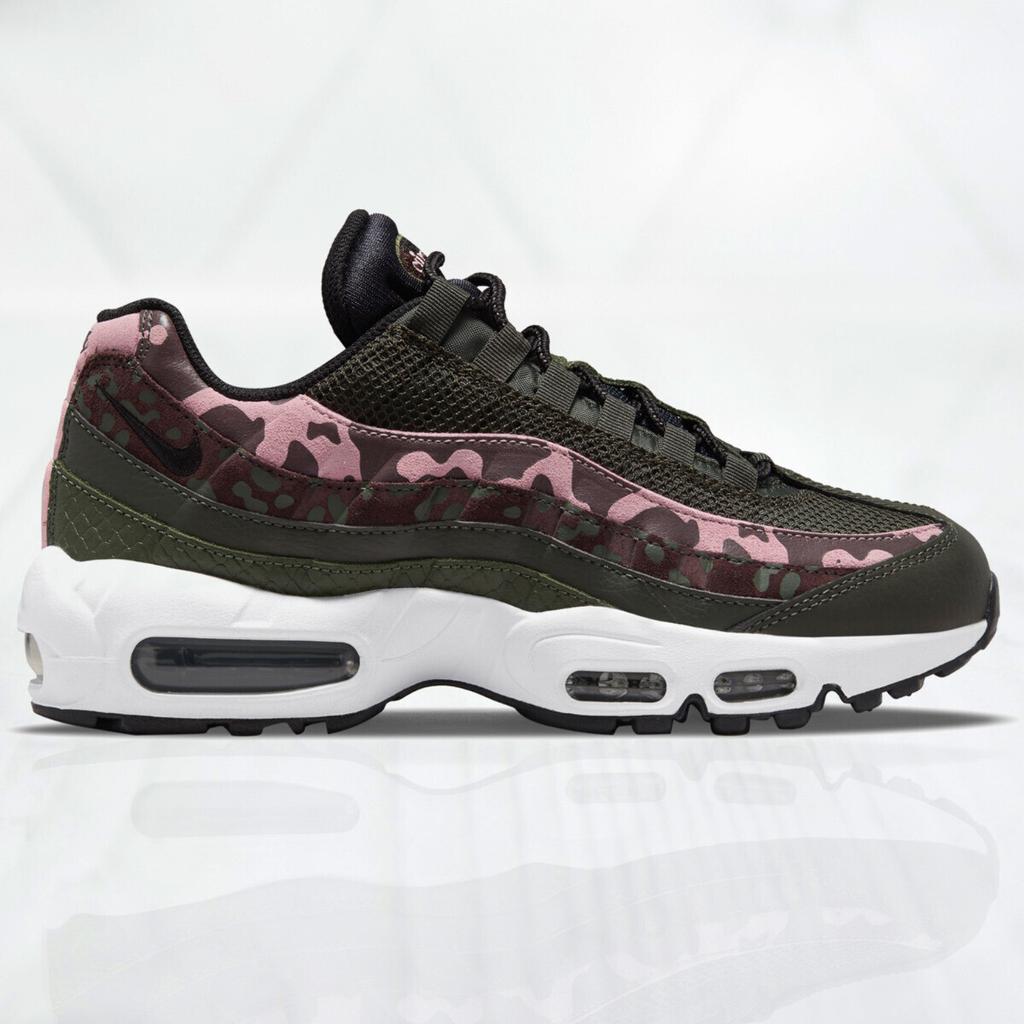 Кроссовки Nike Air Max 95 Women коричневый базальт/секунда/розовая глазурь/черный