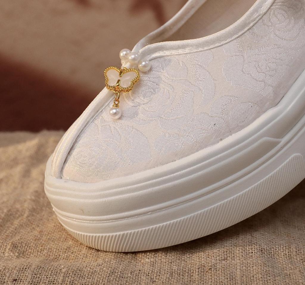 Women's Ancient Style Hanfu Shoes - Thick-Soled, Height-Increasing, Comfortable Chinese Embroidered Cloth Footwear