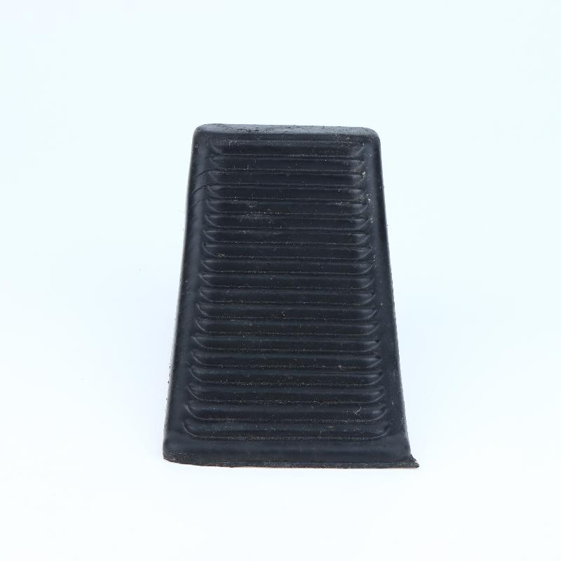 Triangular Stable Portable Rubber Wheel Chock Non-Slip Heavy Duty Small Car Tire Stopper for Daily Parking