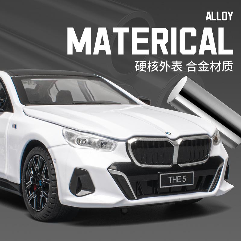 1:24 BMW 5 Series 530Li Cars Toys Miniature Models Alloy Diecast Doors Opened Vehicles with Pull Back Car Perfect Gifts for Kids