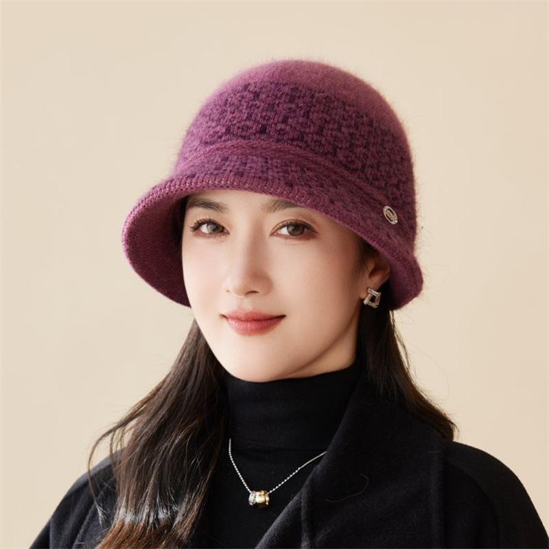 New in the elderly grandma basin hat outdoor thickened cold warm knitted hat fashion show small face wool hat women