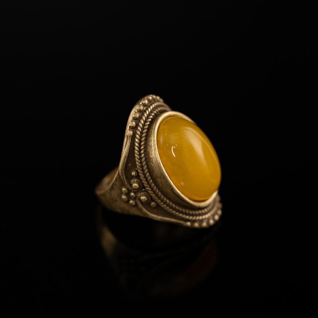 Medieval Copper Alloy Ring, Retro Court Style, High Sense Female Designer Temperament, New Ring