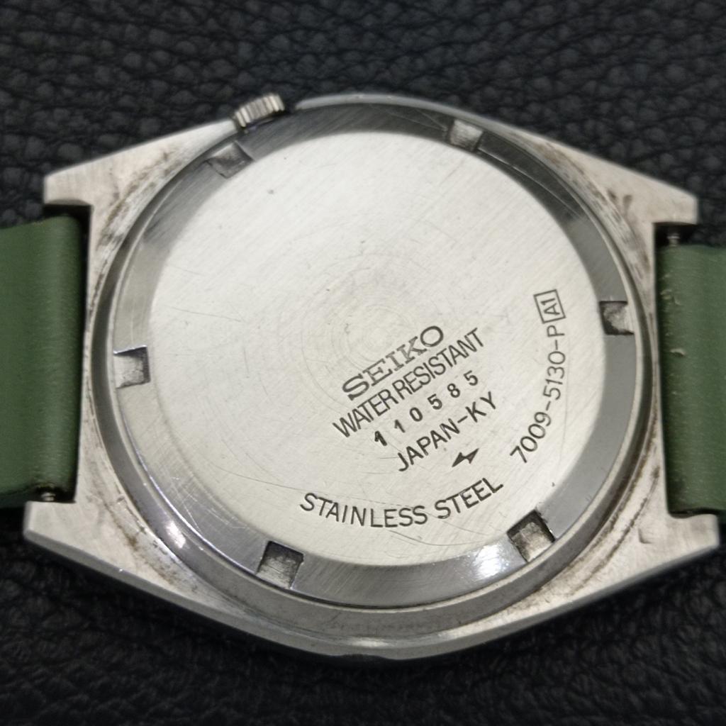 VINTAGE SEIKO 5 AUTOMATIC JAPAN 7009A MENS GREEN COLOR DIAL WATCH a701309-5 R206a-a701309