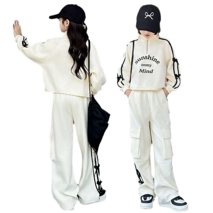 Girls' Korean-Style Sports Suits: Fashionable Spring & Autumn Letter Sweatshirts with Overalls for Kids (Two-Piece Set)