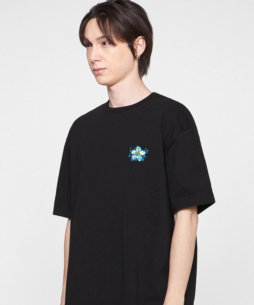 GRAVER [Unisex] Drawing Letter Flower Short Sleeve T-Shirt_Black/Blue Logo