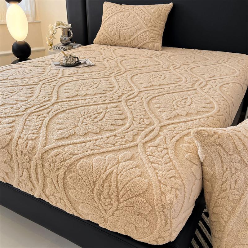 3Pcs Carved Velvet Fitted Bed Sheet With Elastic Band Milk Velvet Mattress Cover Fleece Mattress Protective Cover