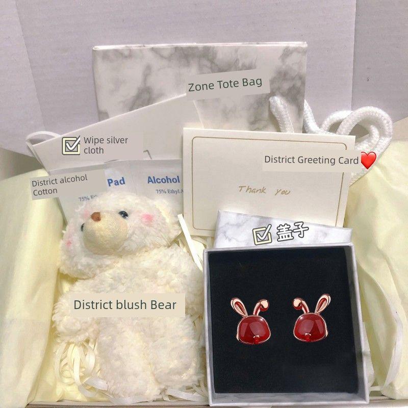 

Джисифан Год Кролика Этот Животный Год Браслет из Красной Веревки Девочка Стерлинговое Серебро Легкая Роскошь Меньшинство Красный Агат Кролик Ремешок для переноски 2023 Bring In Wealth and Treasure Rabbit Stud Earrings