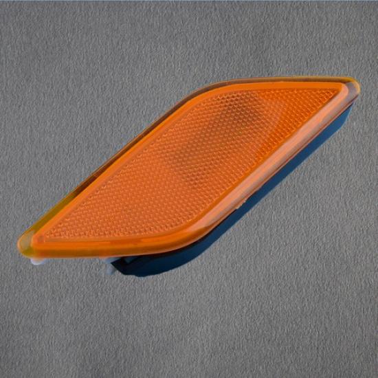 Car Right Bumper Side Marker Light For Mercedes Benz W212 E350 E550 2010-2013